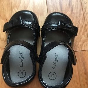Toddler black patet shoes